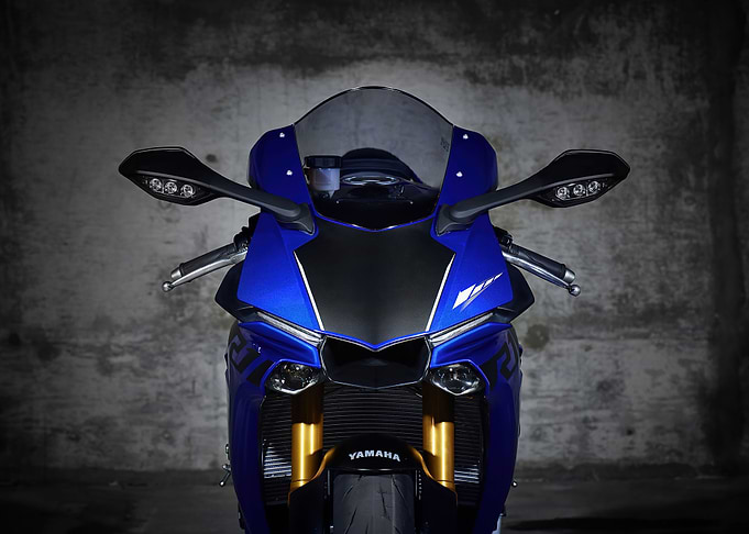 Yamaha R1