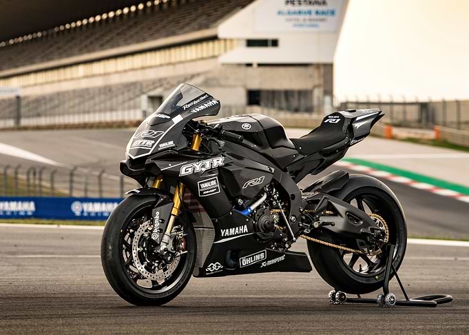 Yamaha R1