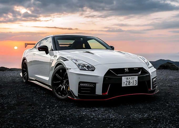 nissan gtr nismo r35 r32