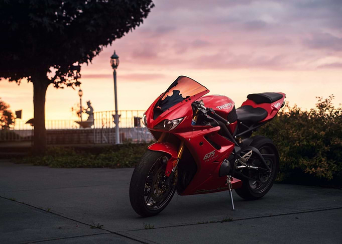 Triumph 675 Triple