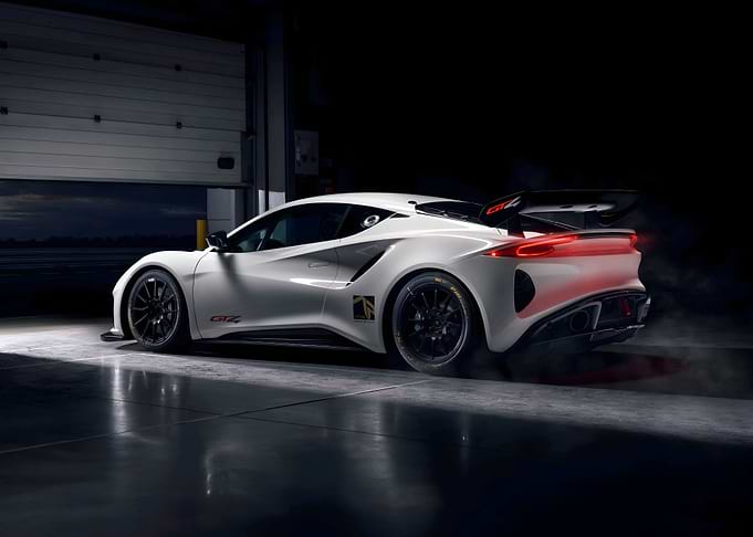 Lotus Emira GT4