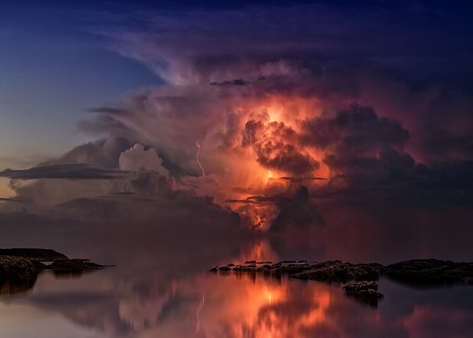 Majestic Lightening