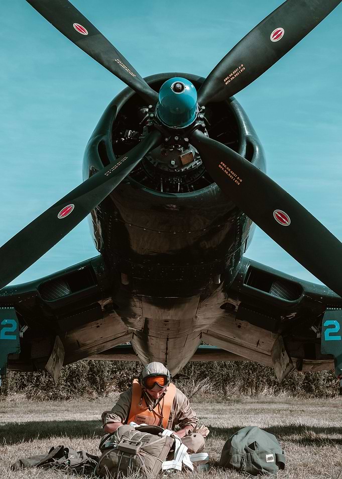 ww2 plane F4U Corsair
