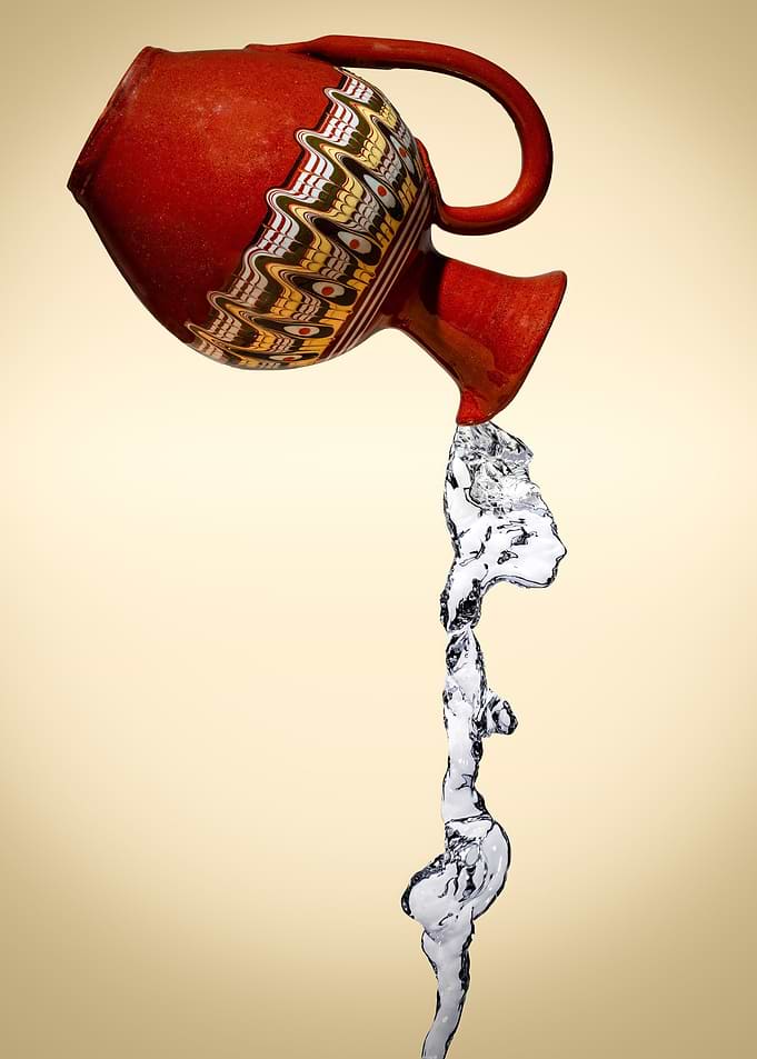 jar pouring water