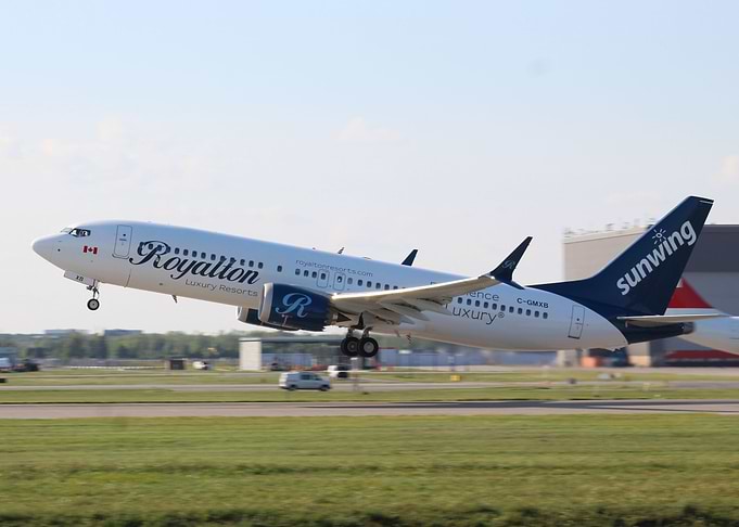 Boeing 737Max takeoff