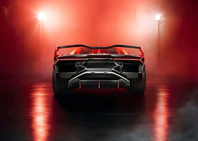 2019 Lamborghini SC18