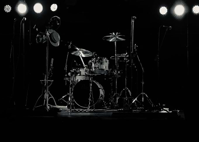 Waiting for the band