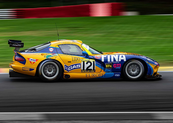Dodge Viper Racing
