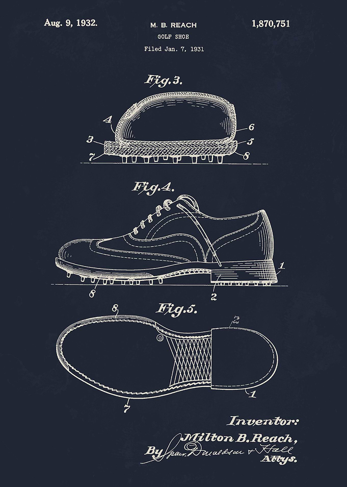 Golf shoe