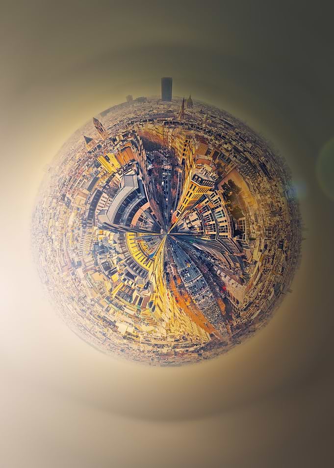 Paris Globe