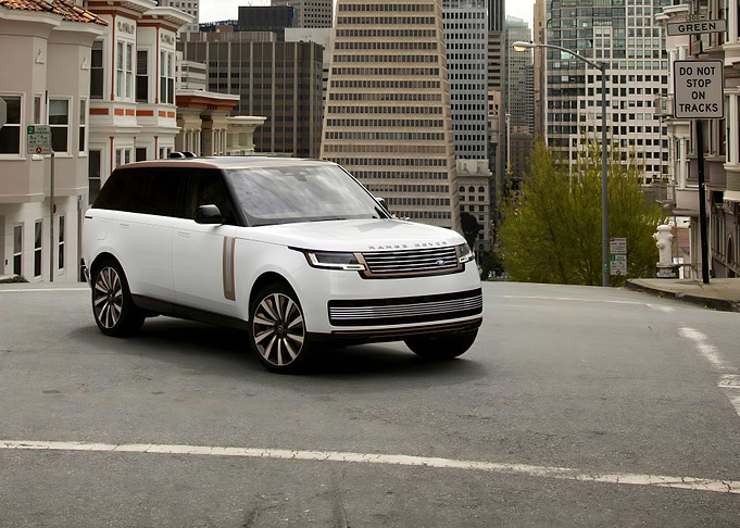 Range Rover SV Serenity
