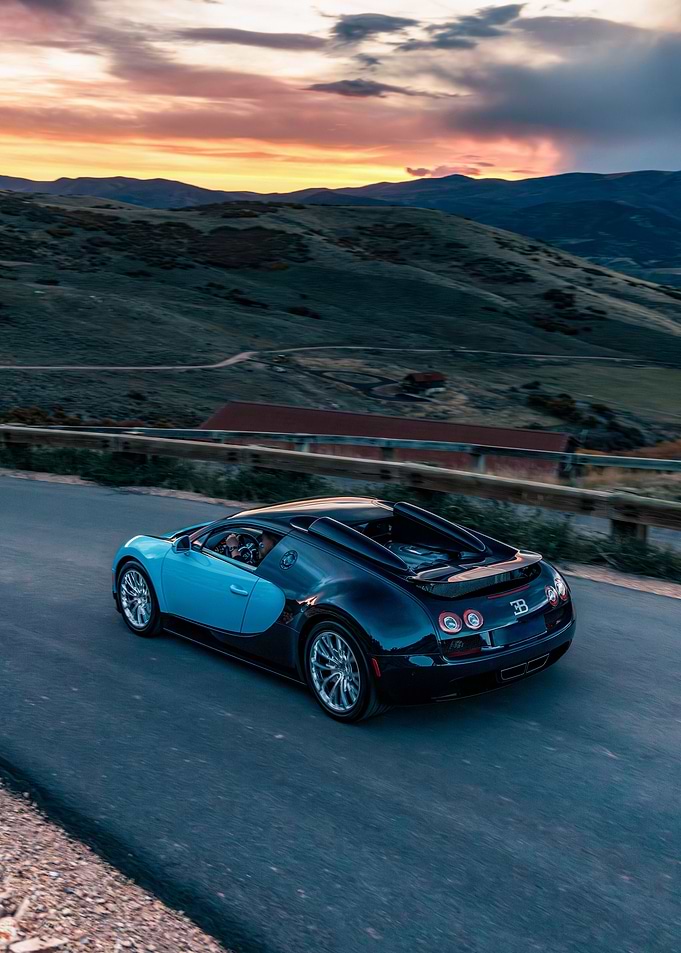 Mountain road bliss Veyron