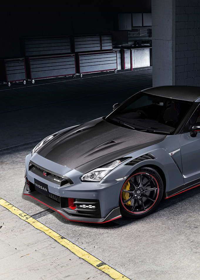 Nissan GT R