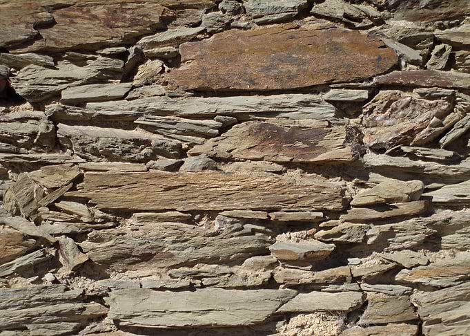 Structure of a slate wall