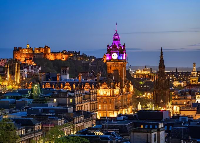 Evening In Edinburgh