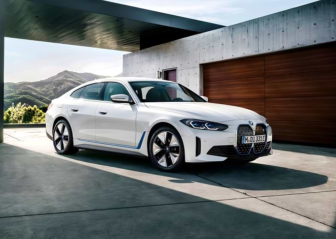 BMW i4