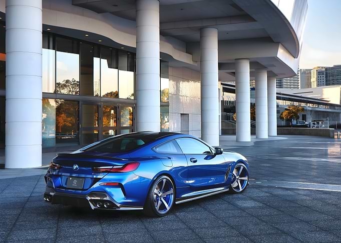 BMW M8