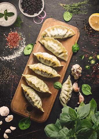 Garlic ravioli dish
