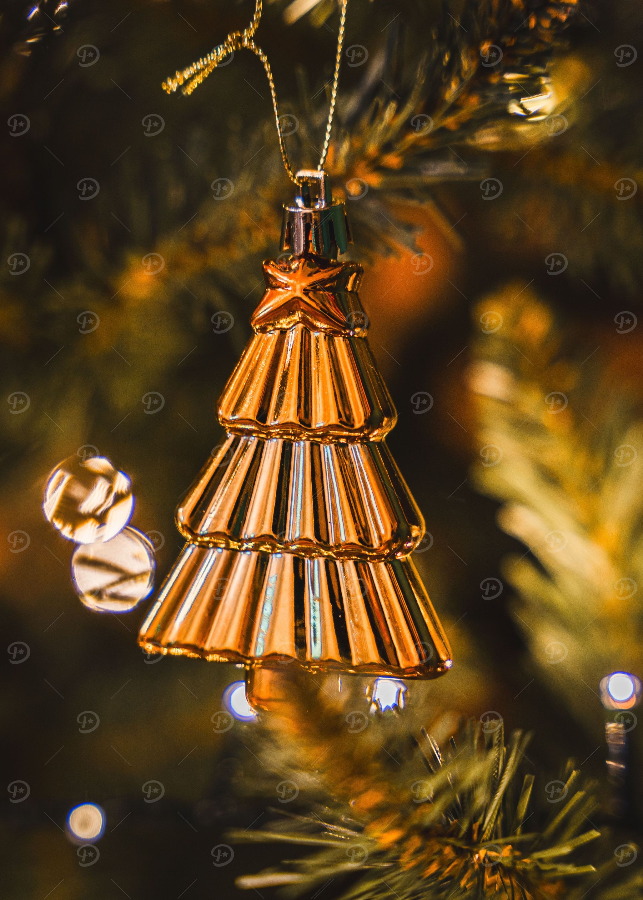 Christmas tree bauble
