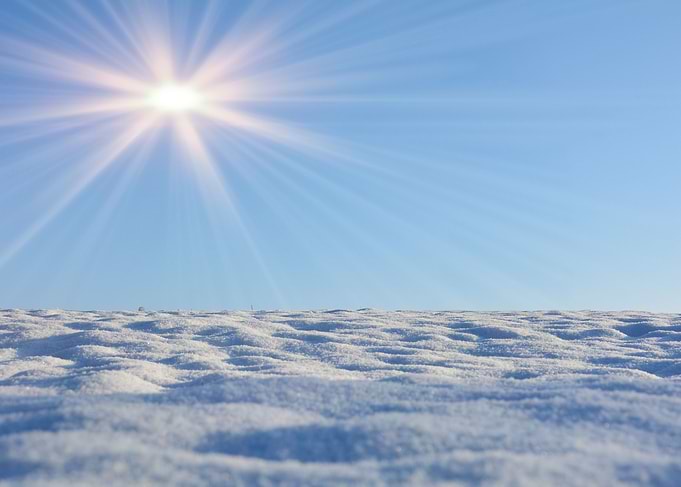 The sun and the snow