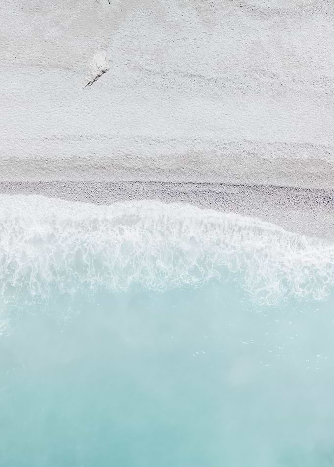 Minimal Milky Blue Beach