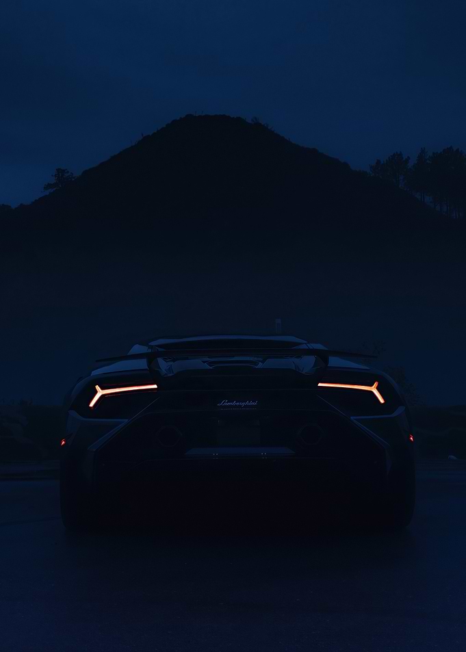 lamborghini huracan dark