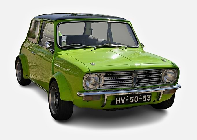 Mini Clubman in green