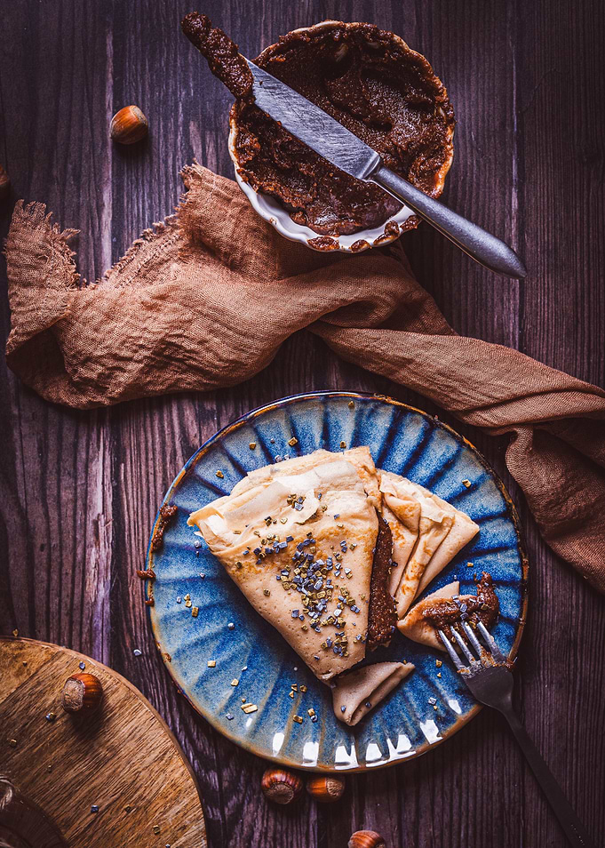 Pancakes with hazelnuts