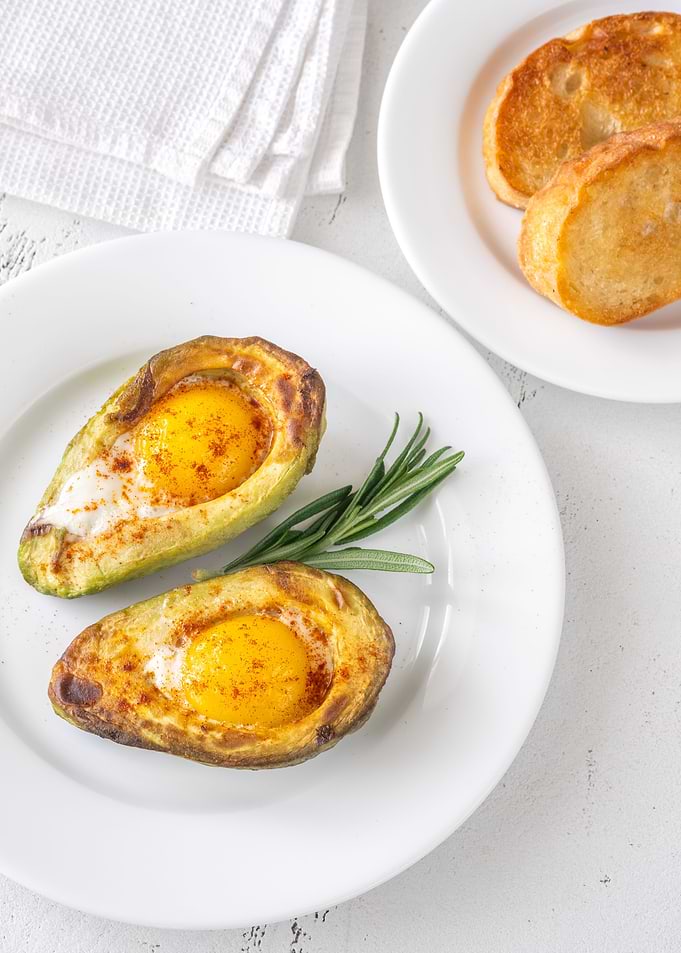 Baked eggs in avocado