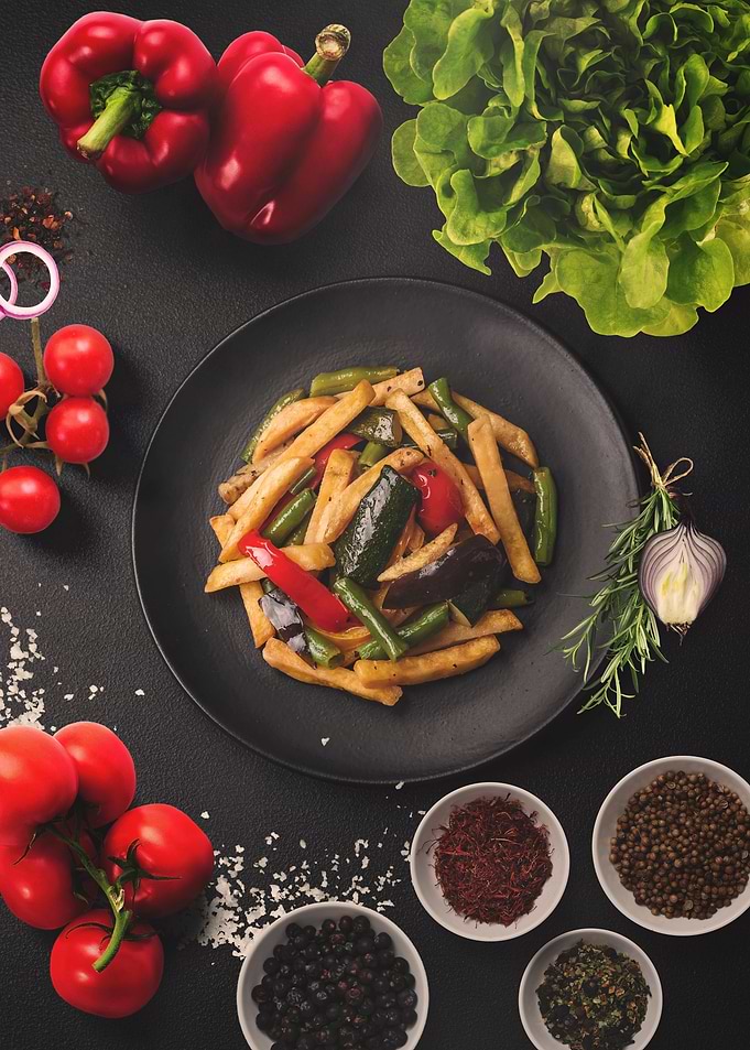 Fries with vegetables