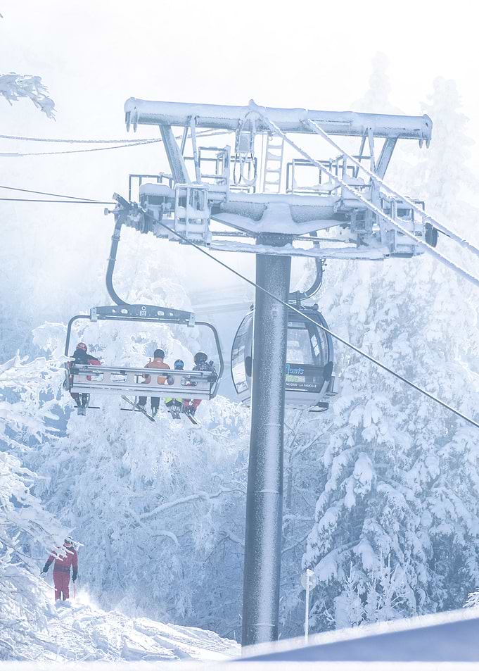 Snow lift