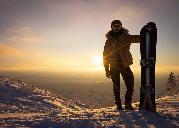 Golden Snowboarded
