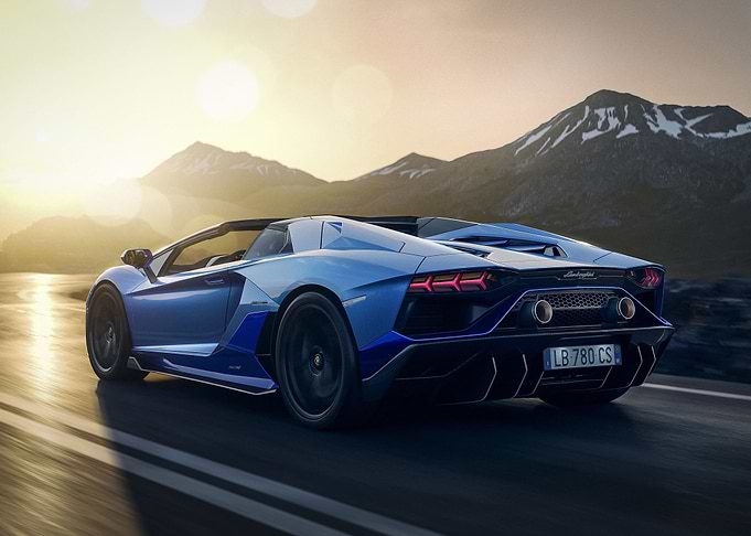 Aventador LP7804