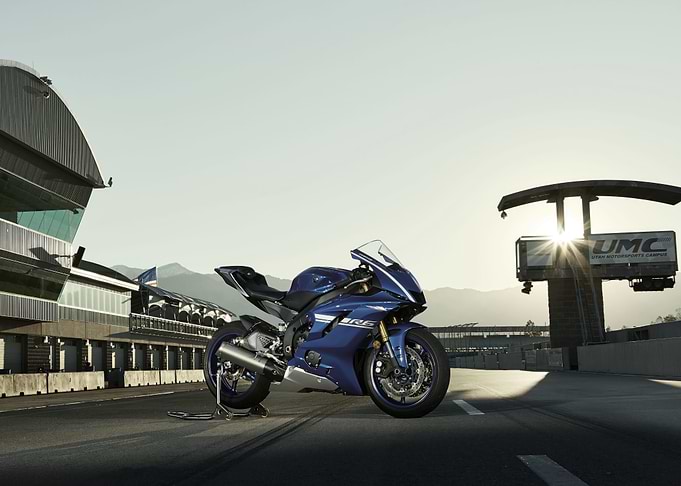 Yamaha R6