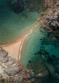 The bridge between Seas