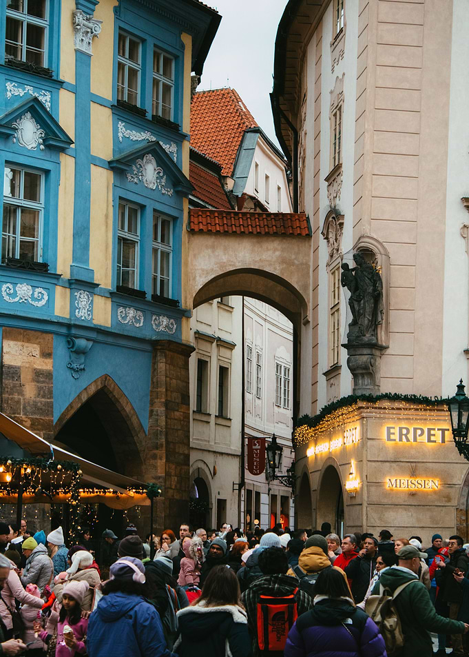 Winter City Stroll