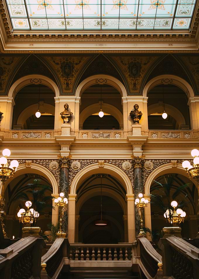 Grandeur of Gilt