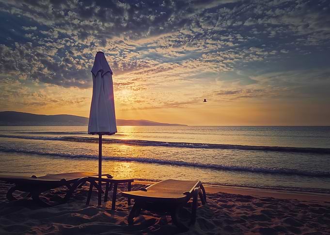 Sunrise at the sea