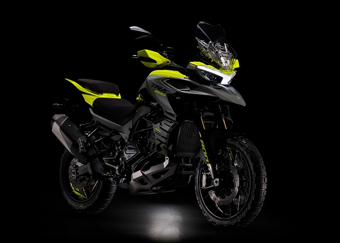Benelli TRK 800 Adventure