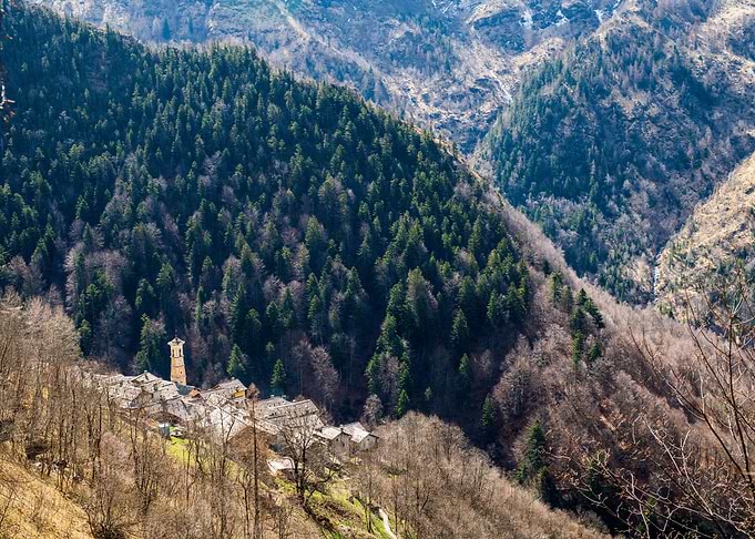 village italian alps