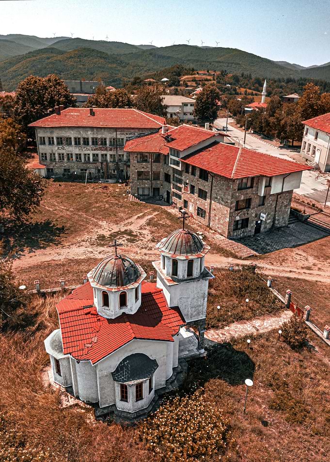 The Church of Avren