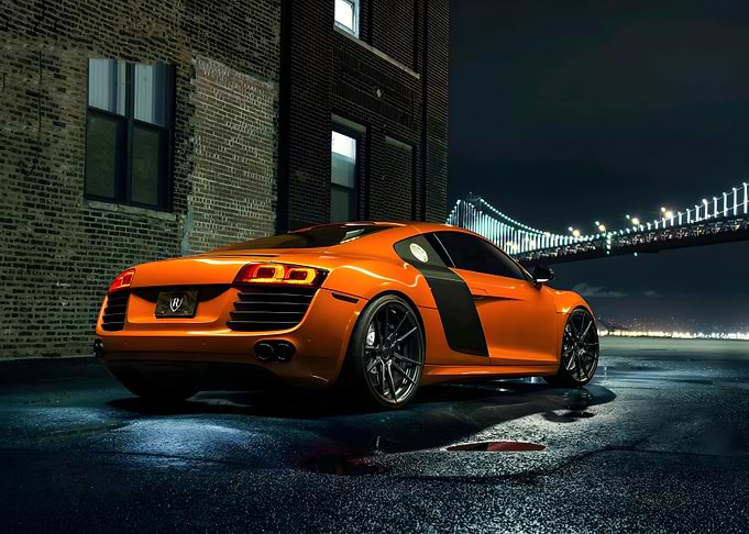 Audi R8