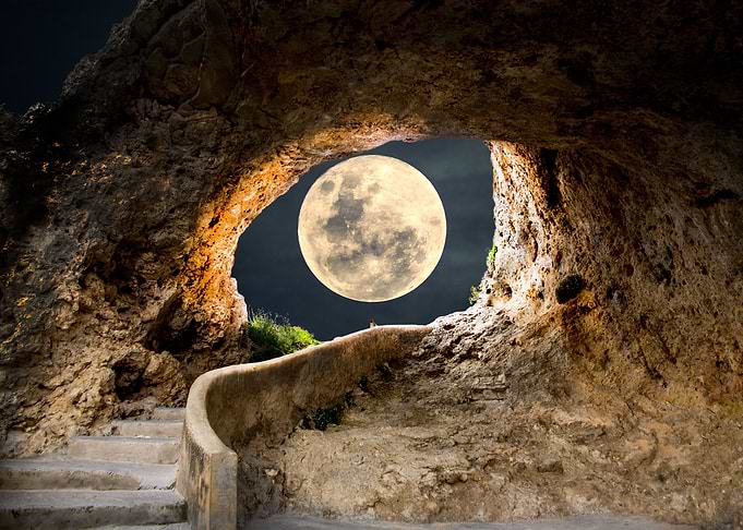 Full moon Cave Steps