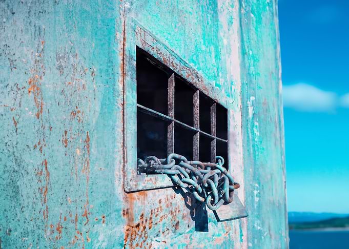 Grate lock worn rusty at s