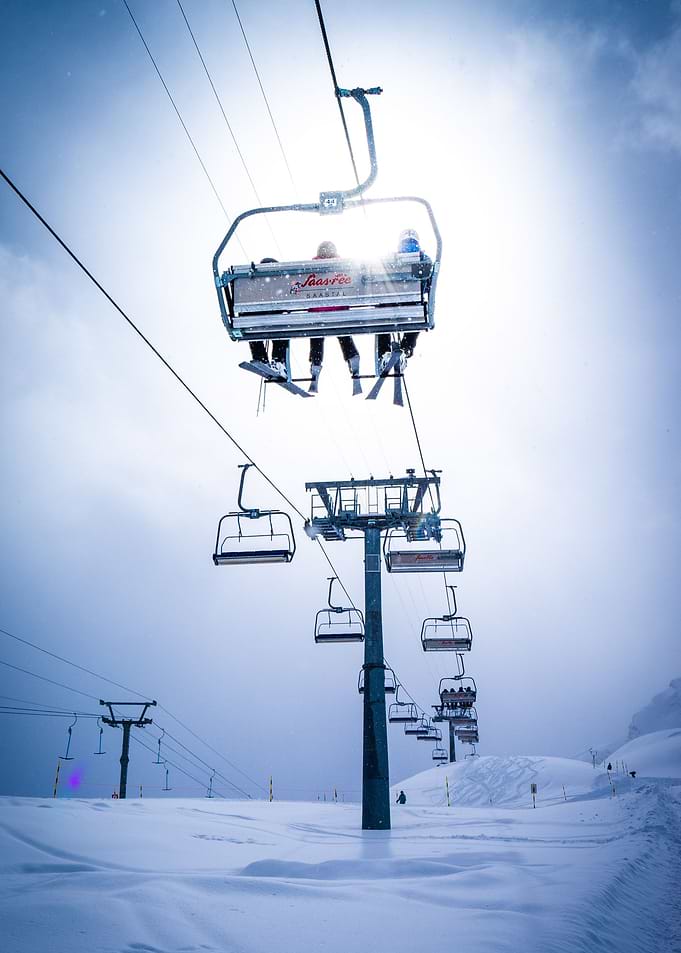 Snow and ski
