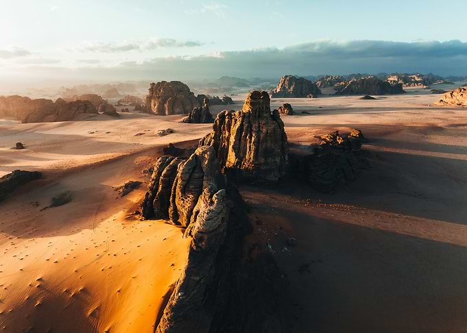 Sandstone plateau His ma
