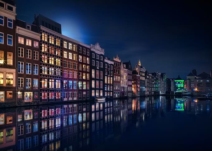 Amsterdam Windows Colors