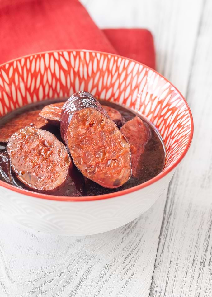 Chorizo al vino