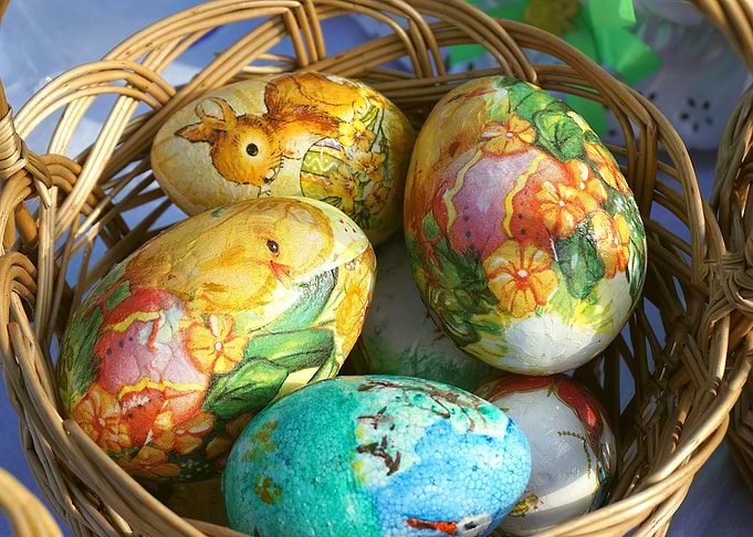 eggs easter draw