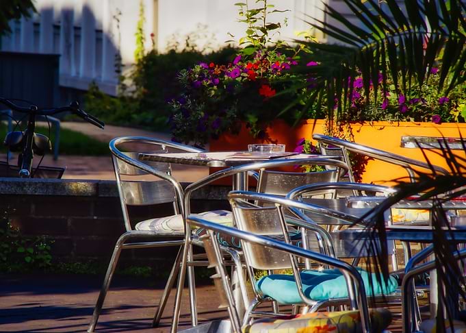 Cozy Cafe